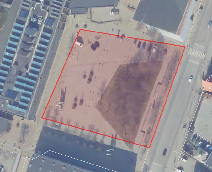 Ludtfoto af Rådhuspladsen i Frederikshavn med indtegnet areal